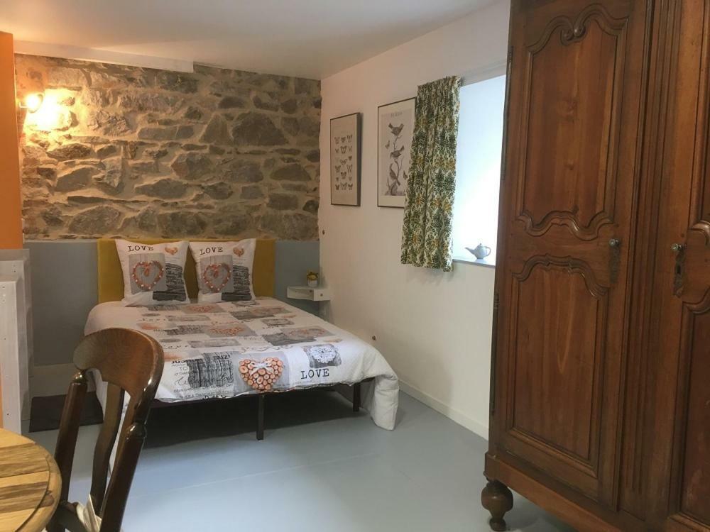Bed and Breakfast Moulin De La Fayolle Blot-l'Eglise Exteriér fotografie